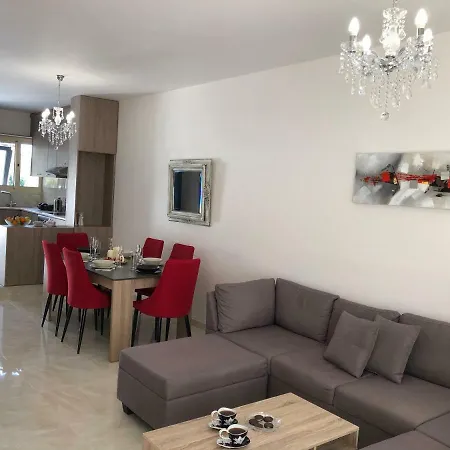 Galini's Modern Townhouse Apartament Pafos